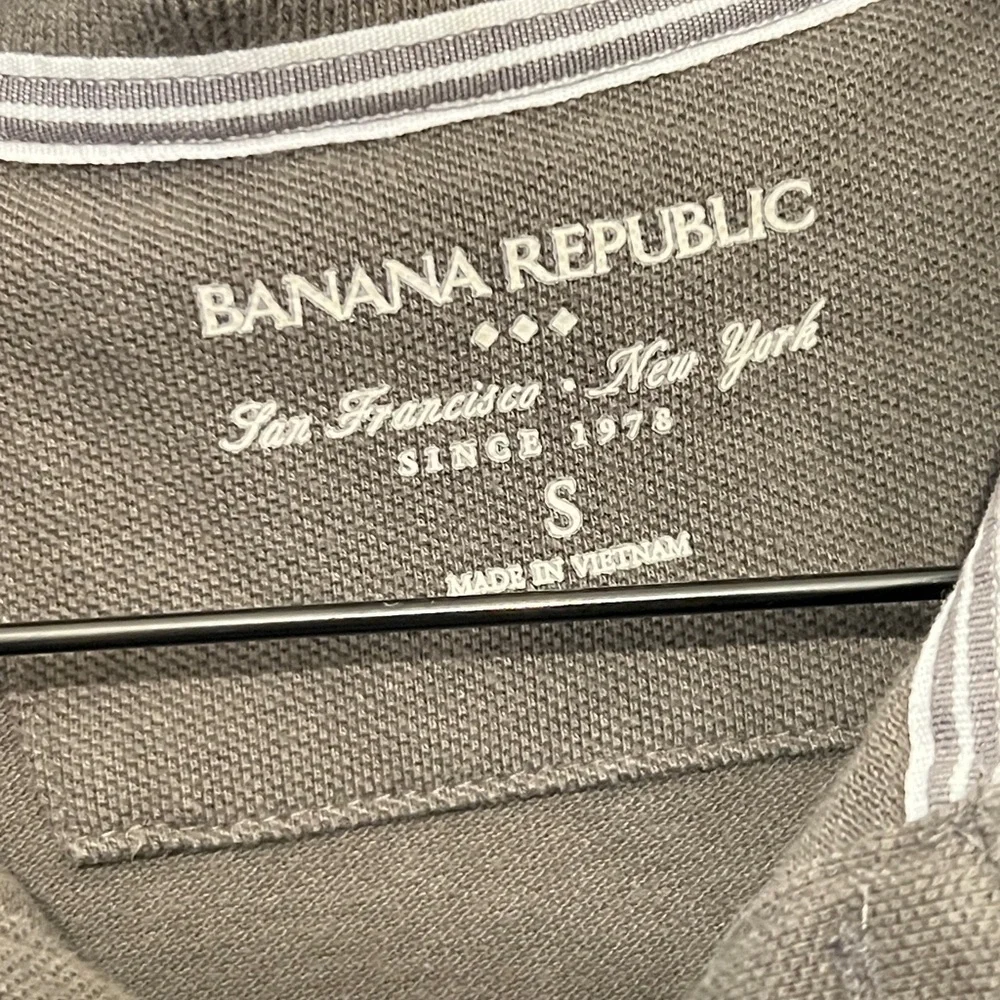 BANANA REPUBLIC Men’s Dark Gray Short Sleeve Solid Pique Polo Size S